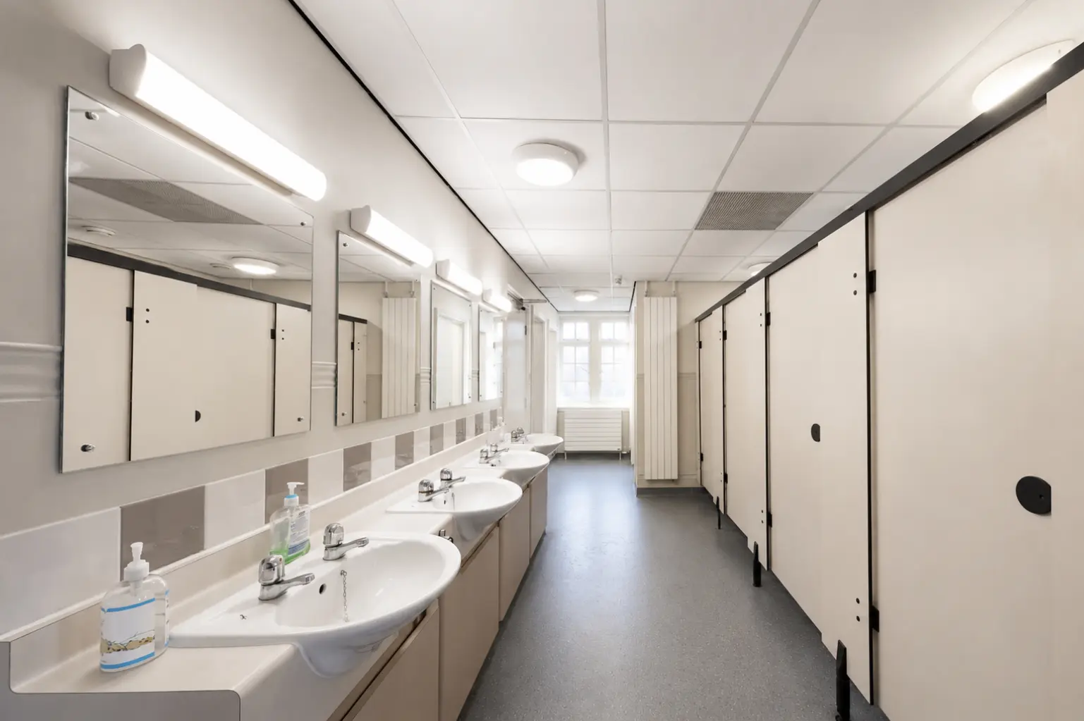 Cluster Room 6